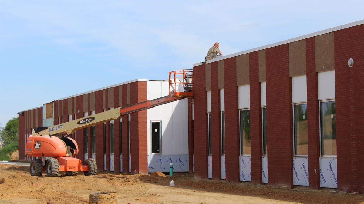 WAYNE CRENSHAW/THE TELEGRAPH 
 Work progresses Wednesday on the new veterans training center in Warner Robins. The facility is expected to open this spring.