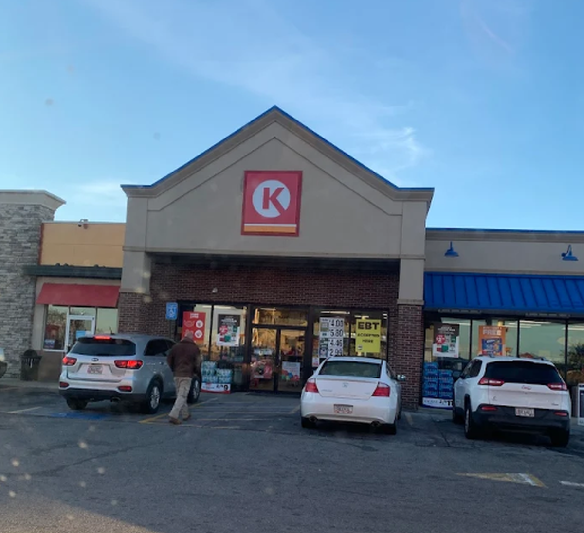 Circle K in Macon, GA on Hartley Bridge Road.