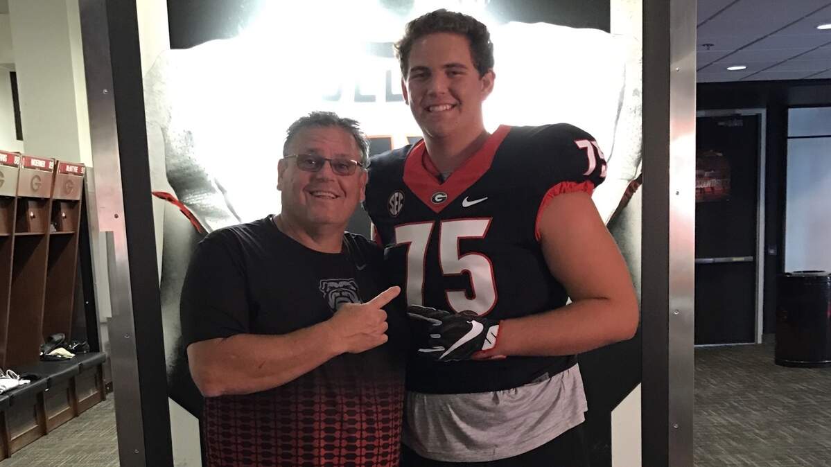 Oklahoma native Owen Condon, right, is set to sign with the Georgia Bulldogs as a three-star offensive tackle on Dec. 20, 2017.