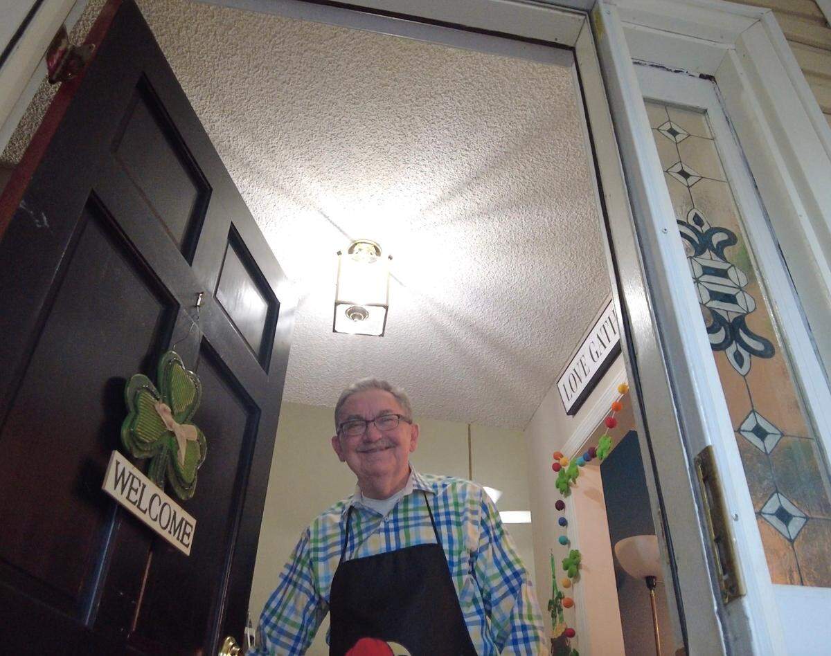 David and Shirley Duncan’s “Hot Dog Club” grew from a single request for a drink of water four years ago to after school snacks every weekday and a hot meal Friday for more than 100 regulars.