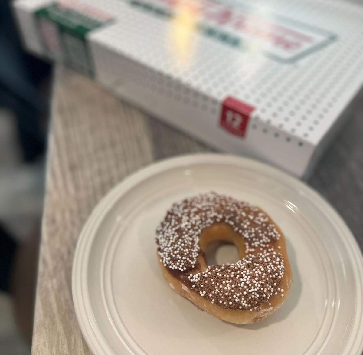 Review of the Pop-Tarts Frosted Chocolatey Fudge Doughnut at Krispy Kreme.