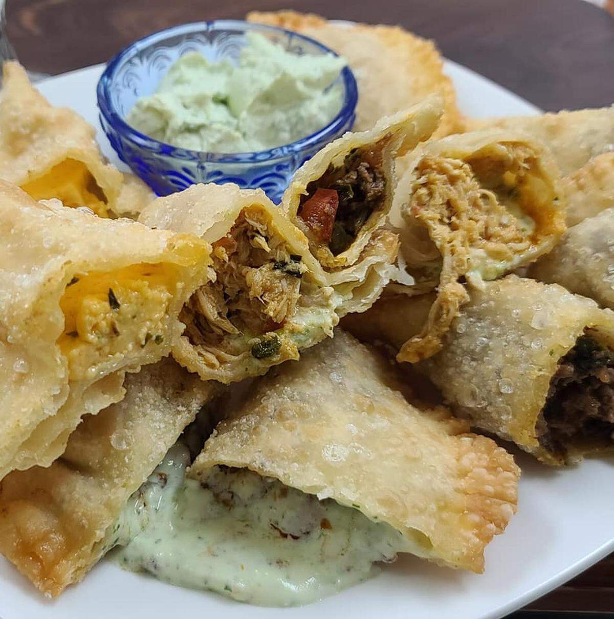 Mr. Pingo’s House also offers pastels, a very light crispy pastry dough that can be filled will all sorts of things.