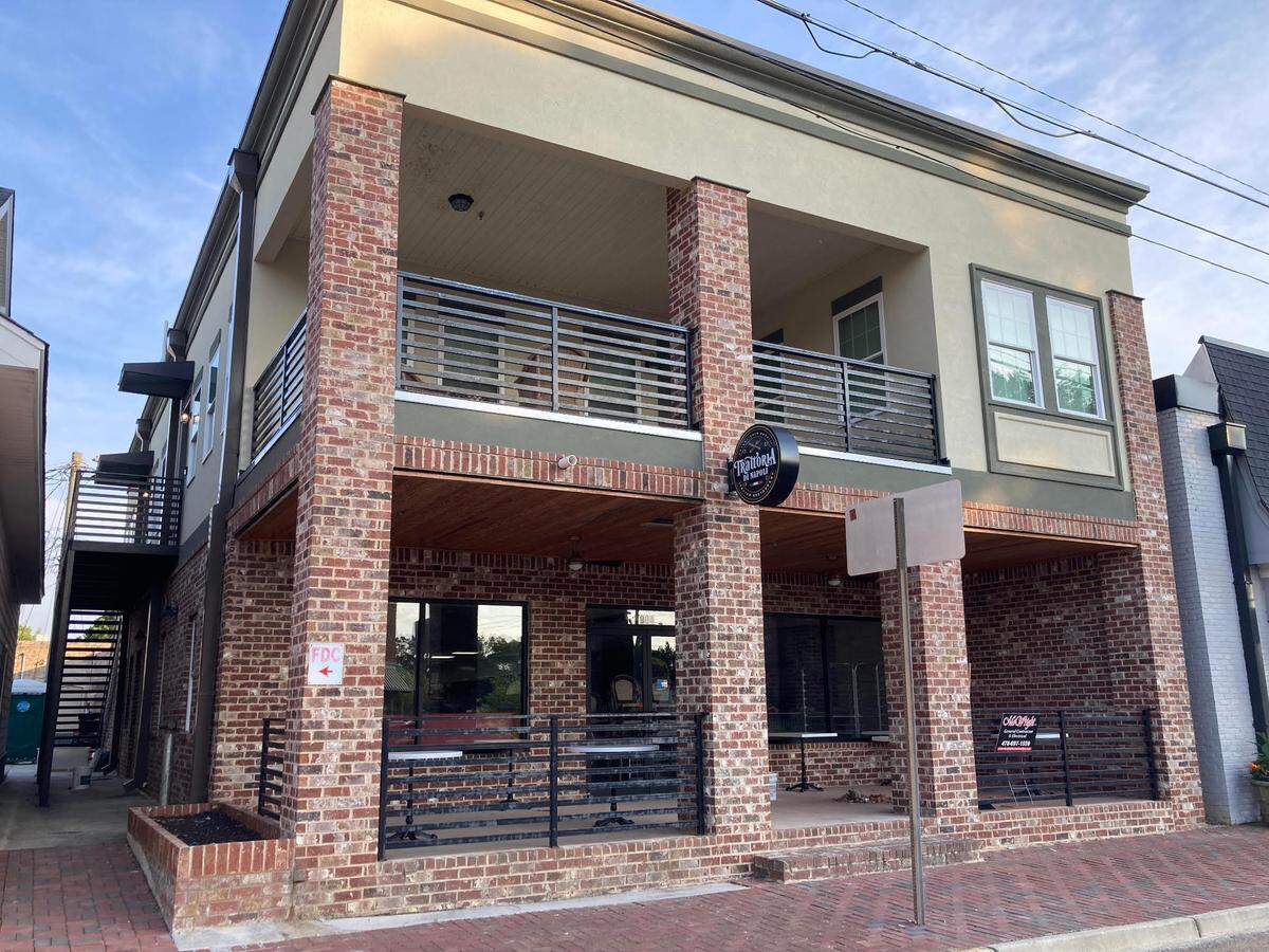 Trattoria di Napoli is on the first floor of The Commodore Building at 904 Commerce St. in historic downtown Perry.