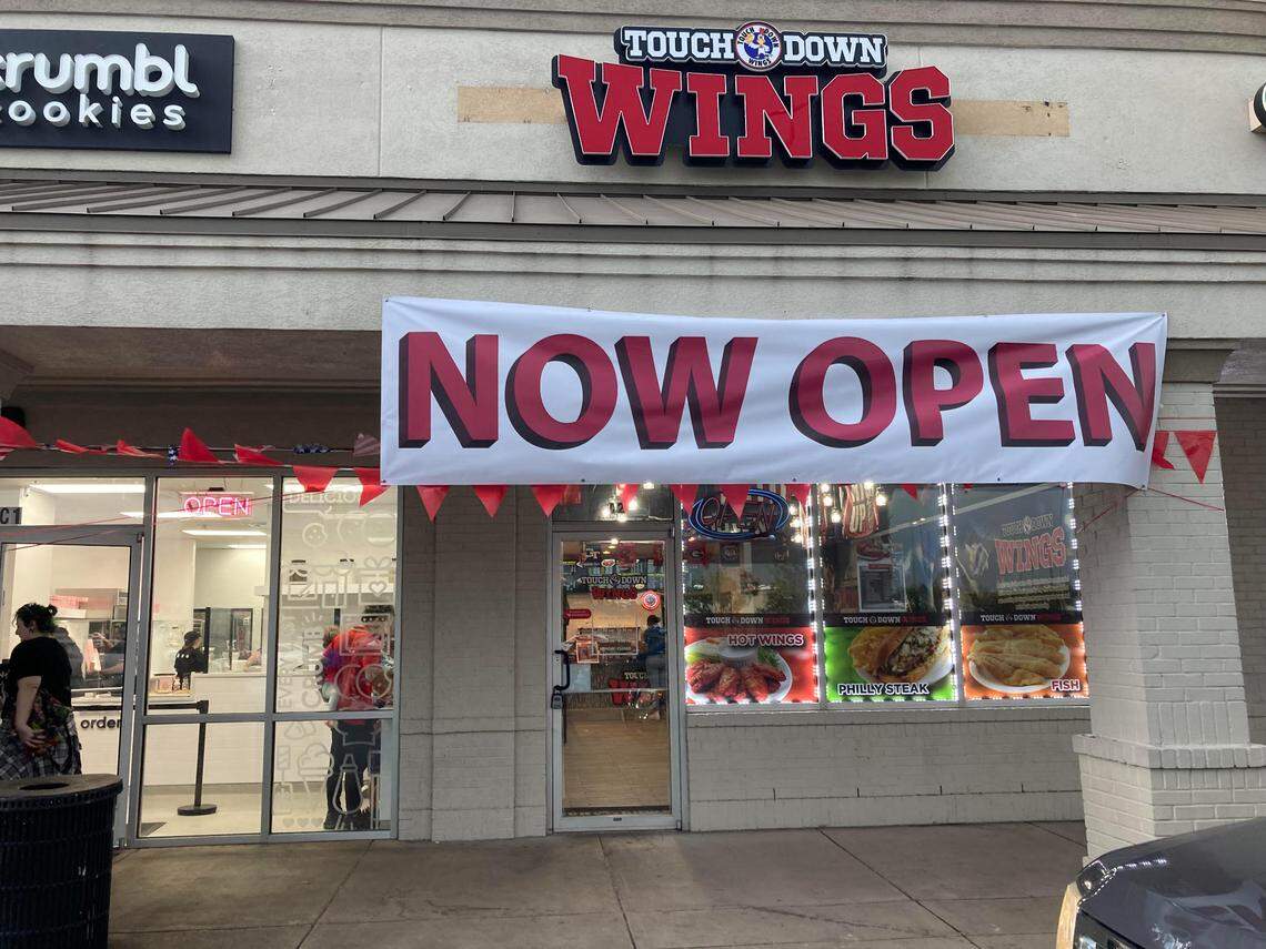 TouchDown Wings opens at 2907 Watson Blvd., Suite C-2, in Warner Robins.