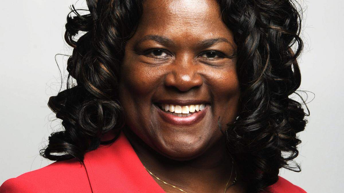 Elaine Lucas