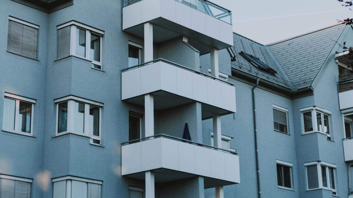 Can your Georgia landlord raise your rent without telling you?