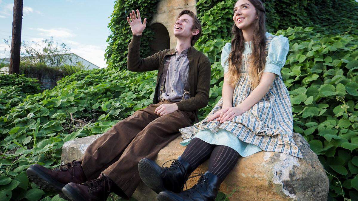 Grayson Williams, as Peter, and Katelyn O’Quinn, as Molly, take the lead in Theatre Macon’s “Peter and the Starcatcher.”