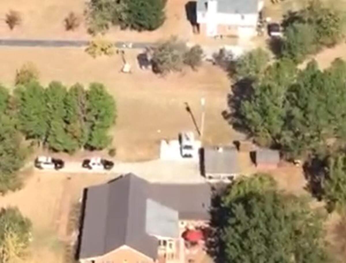 An aerial photo of the scene where Ralph Elrod opened fire and killed Peach County sheriff’s deputies Daryl Smallwood and Patrick Sondron on Nov. 6, 2016.