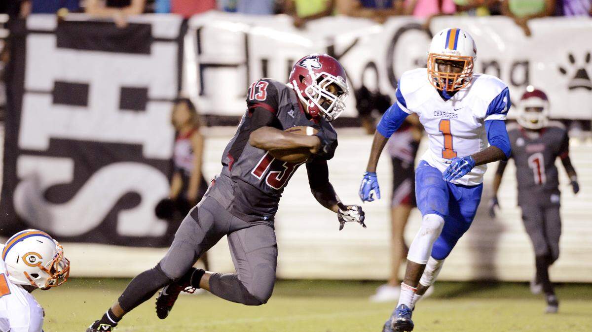 Howard receiver Alphonso Stephens (13) and the Huskies are looking for the program’s first four-win season.
