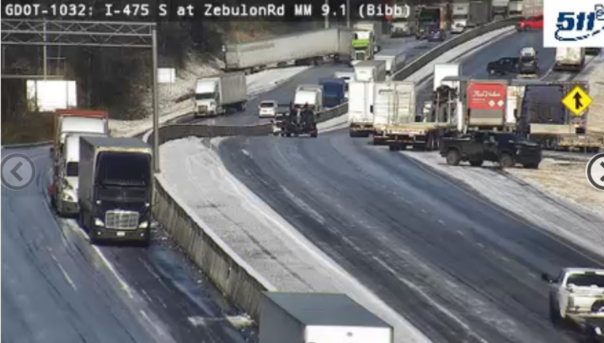 Live footage of Interstate 475 near Zebulon road shows two accidents and stalled vehicles the morning of Wednesday, Jan. 22, 2025, after a snow storm Tuesday left roads blanketed in ice.