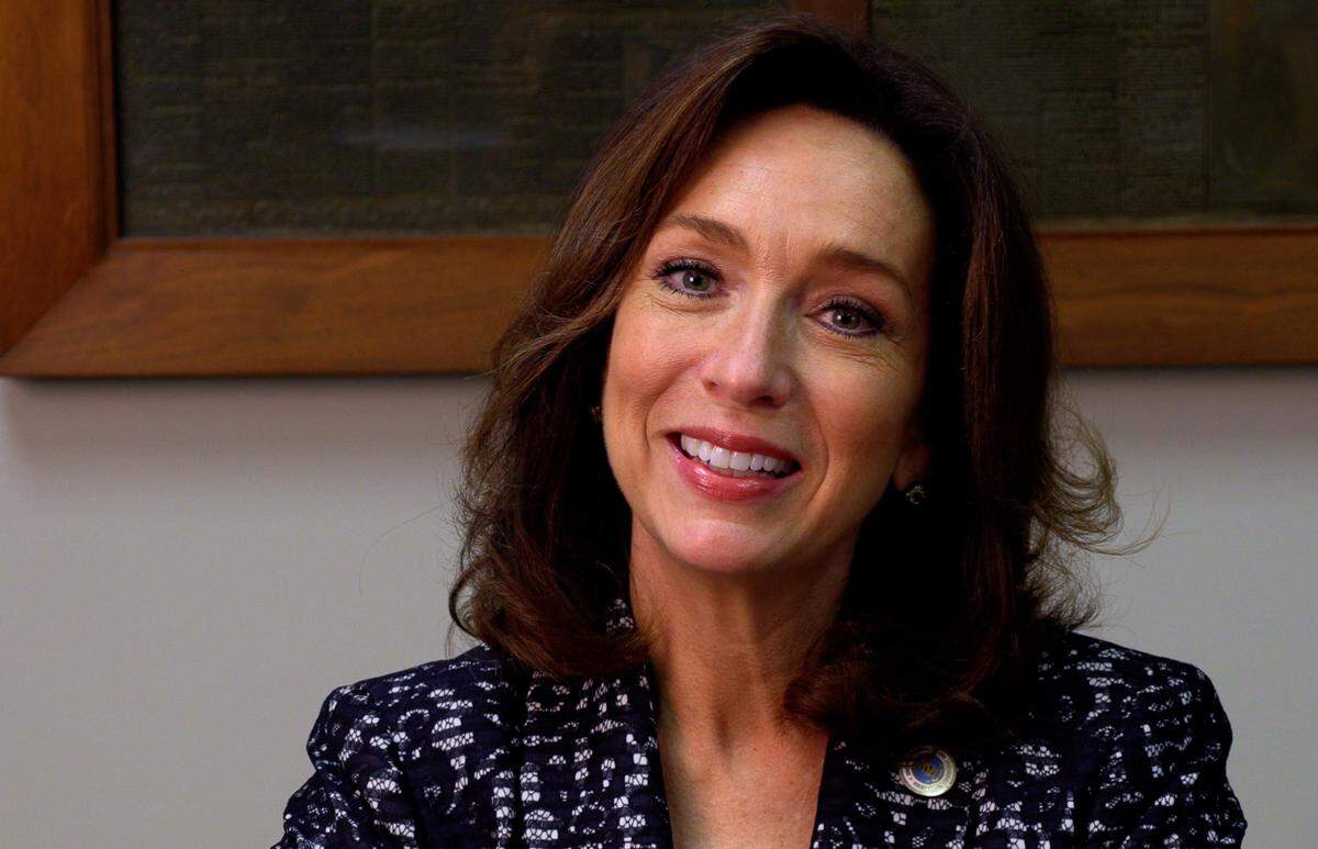 Columbus Mayor Teresa Tomlinson