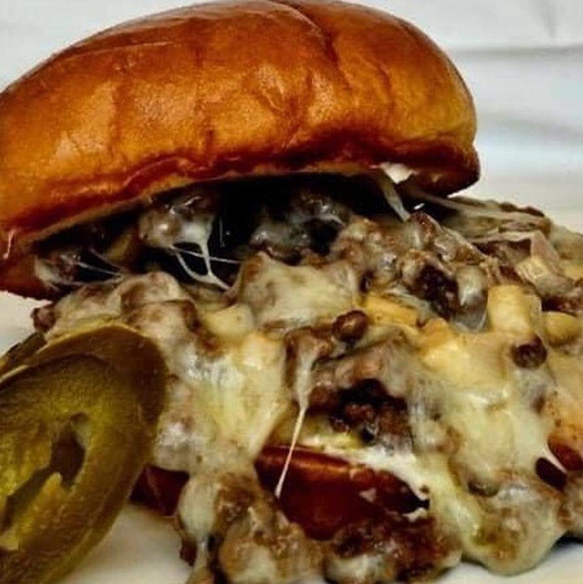 No Name Burger celebrates its grand opening Wednesday.