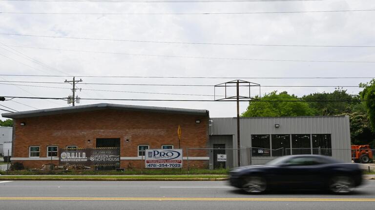 When will long-delayed Warner Robins homeless shelter open? What we know