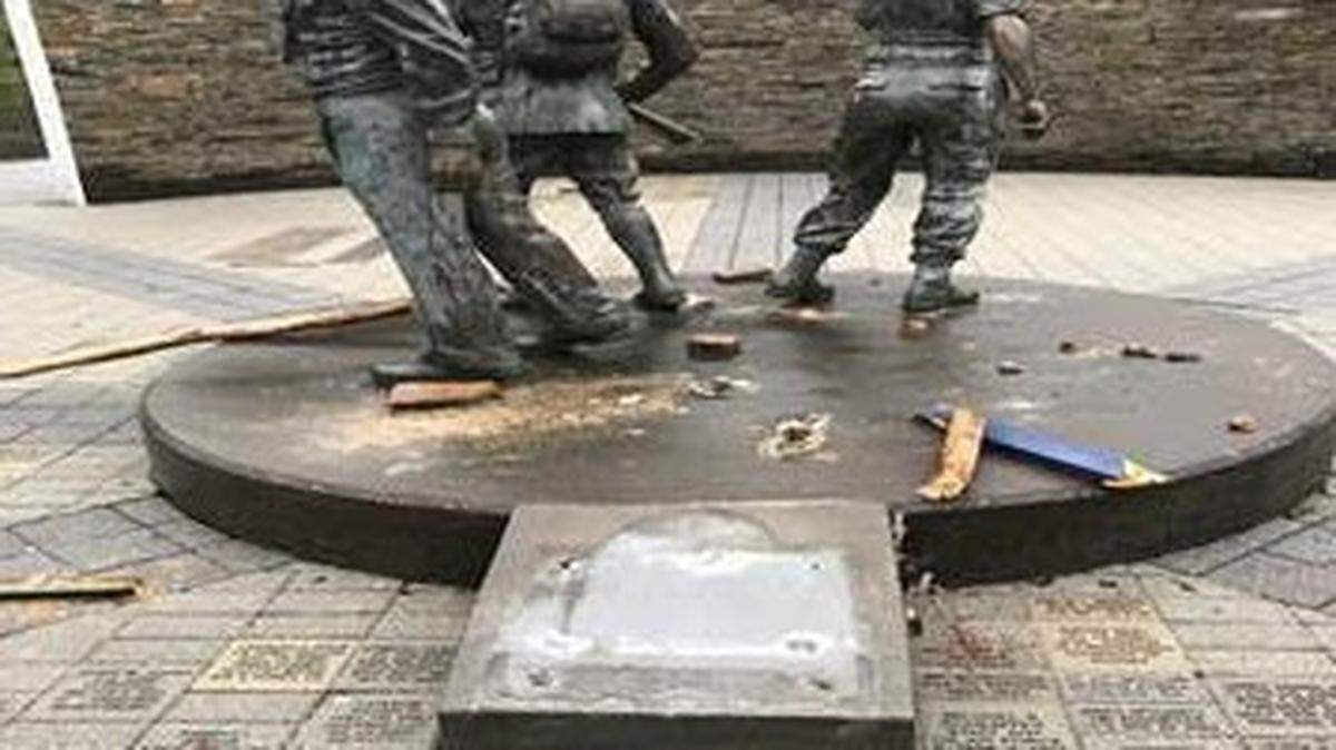 Two statues and an 800-pound globe were ripped from the pedestals at the Walk of Heroes Veterans Memorial in Rockdale County on Dec. 15, 2017.