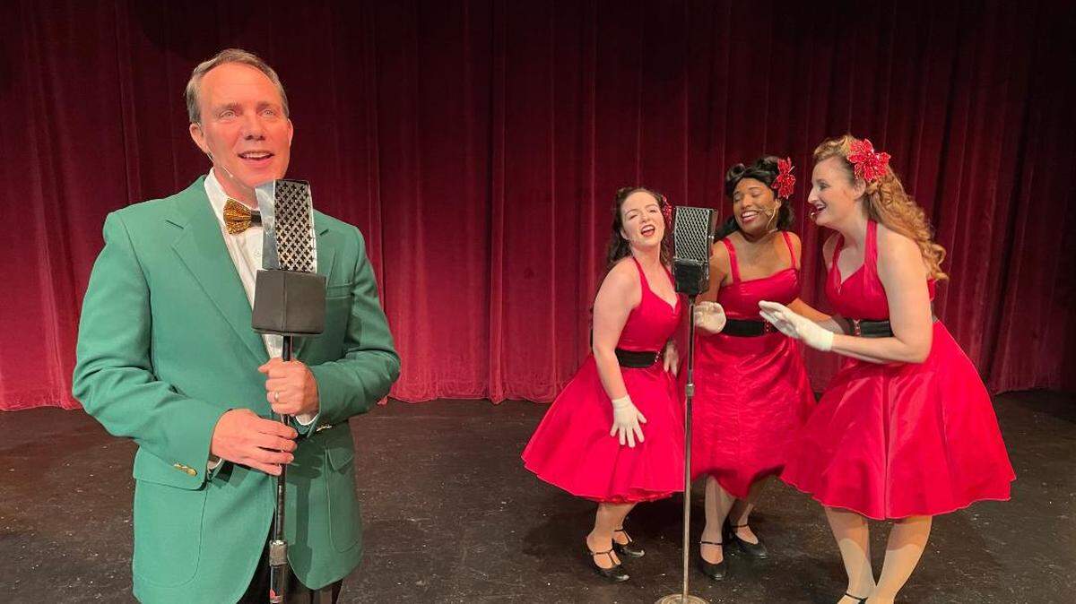 Rob O’Quinn, Abigail Evans, Lyndsay Richardson and Catherine Holloway perform “Jingle Bells” as part of Theatre Macon’s online presentation of “Holliday Follies” running through Dec. 19.