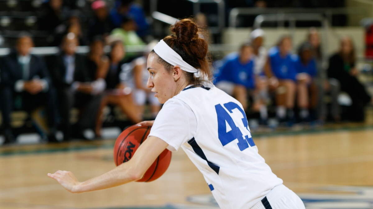 GEORGIA COLLEGEGeorgia College's Veronica Ryan scored 10 points in the final quarter to lift the Bobcats to a 56-54 women's basketball victory Wednesday over USC Aiken.