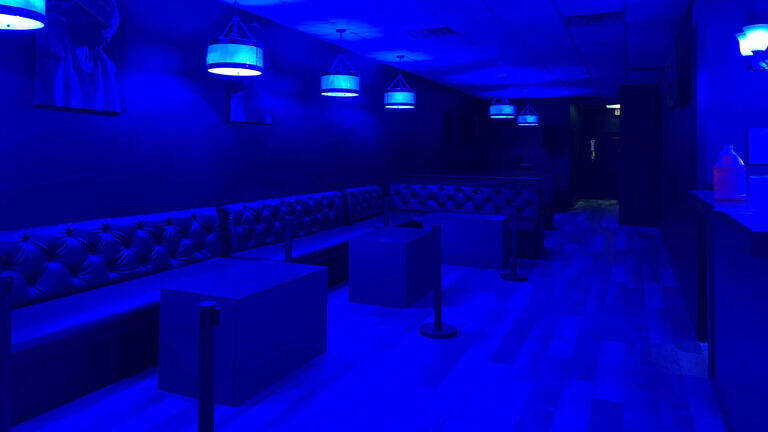 New gathering spot in Warner Robins offers hookah, drinks, music. Take a look inside