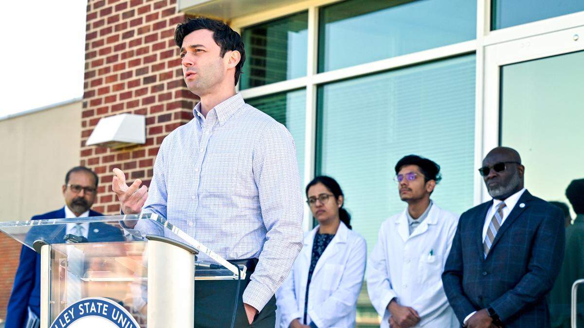 Sen. Jon Ossoff speaks at Fort Valley State University Monday morning to announce that he secured bipartisan support in Congress to help the university add a poultry science major, with the goal of boosting Georgia’s poultry workforce.