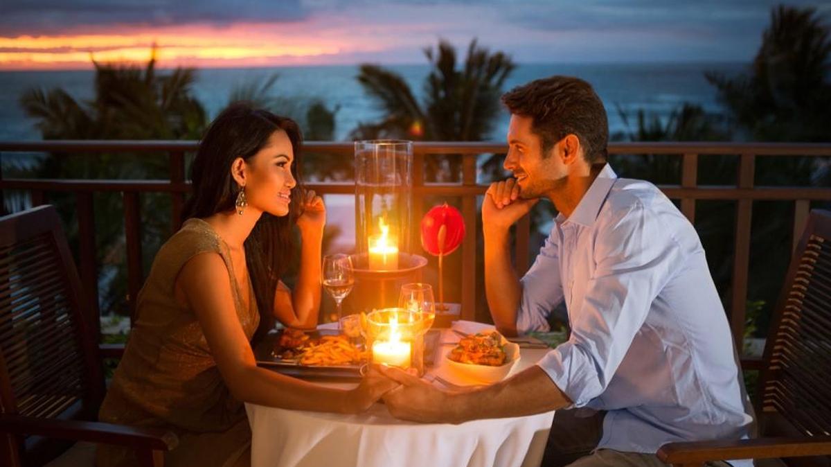 Candlelight dinners can spark passion.