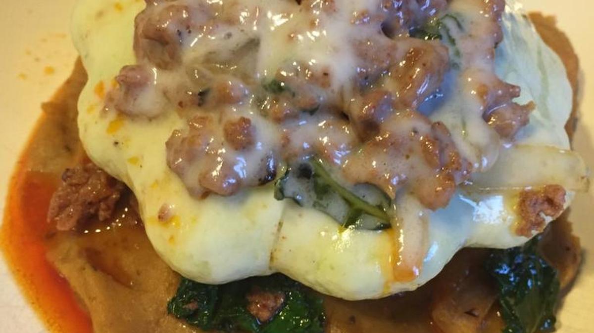 Small patty pan squashes can be stuffed with chorizo and topped with cheese.