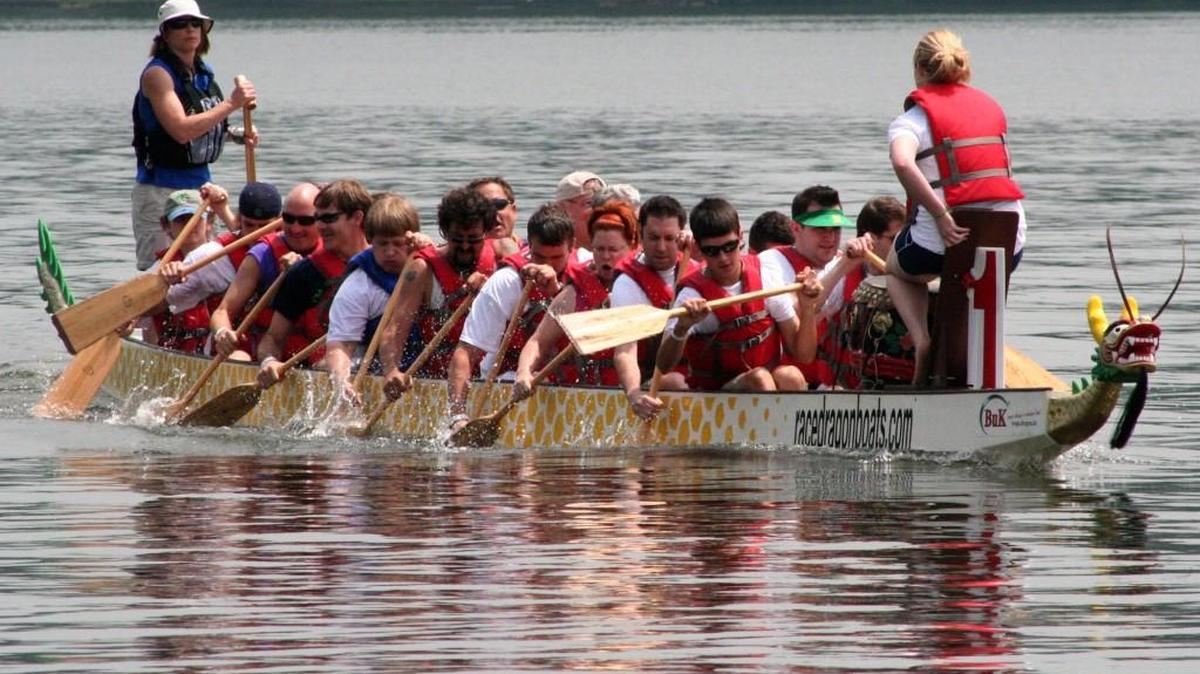 Watch teams of 10 paddlers (and one drummer) race in 20-foot-long “dragon boat” canoes at Lake Tobesofkee on Saturday.