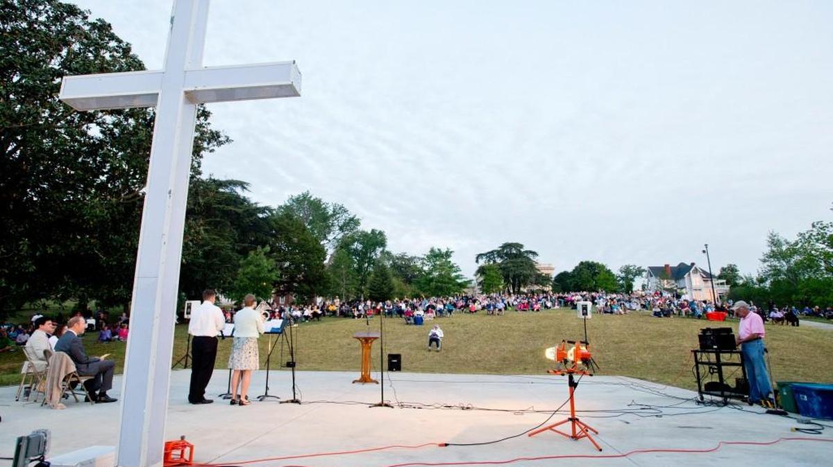 Sarah and John Inzetta perform during the 100th annual Easter sunrise worship service at Coleman Hill in 2017.