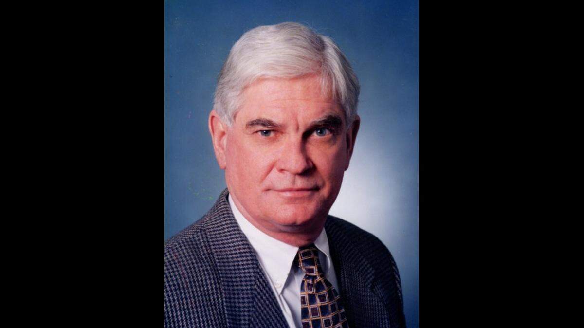 Ed Sell, a retired Macon attorney and community leader who his colleagues described as a “defender of the First Amendment,” “deeply caring” and a “true Southern gentleman,” died Dec. 30, 2021. He was 80 years old.