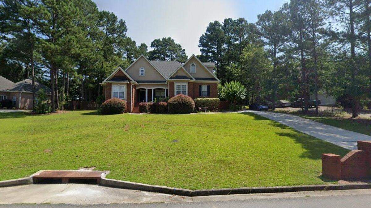 House on 100 block of Glenda Drive