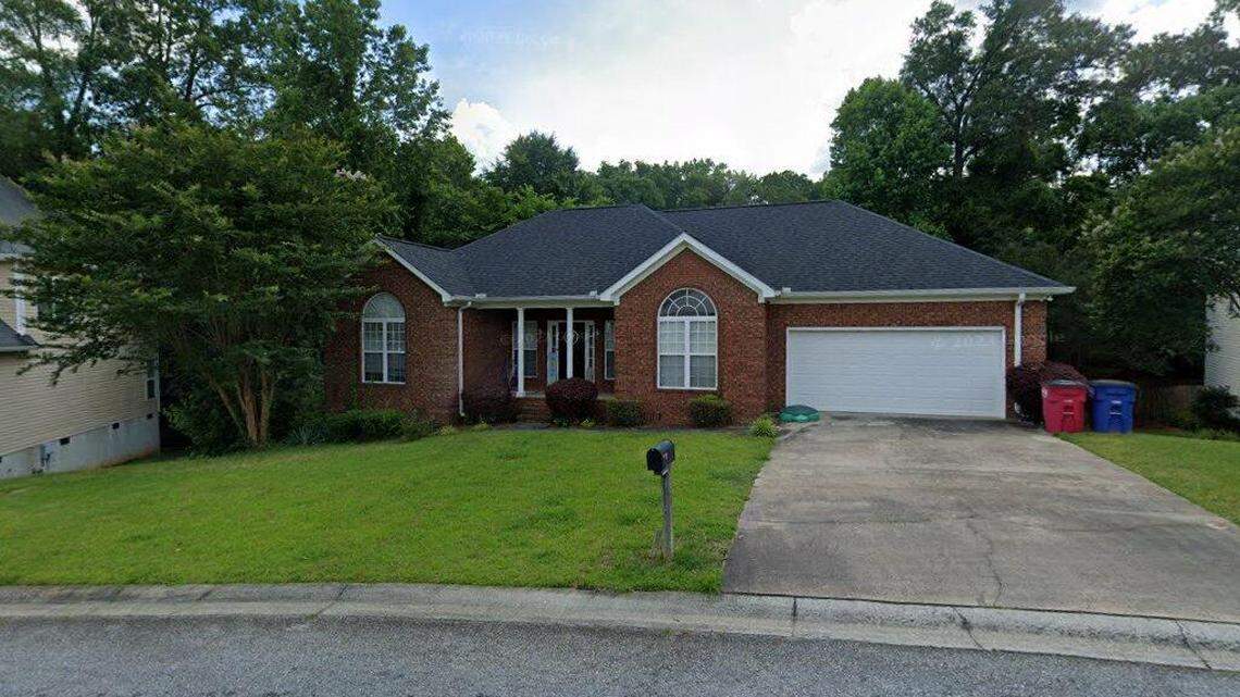 A 3-bedroom house sold in Middle Georgia sells for $259,900. Here are the details.