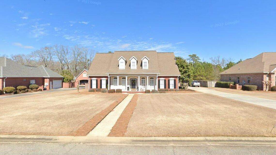 A 4-bedroom house sold in Middle Georgia sells for $474,900. Here are the details.