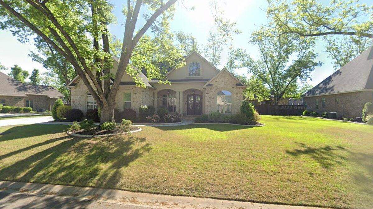 House on 100 block of Kady Lynn Way
