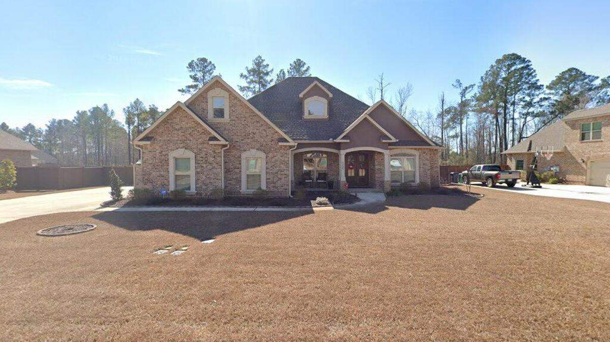 House on 200 block of Woodlands Boulevard