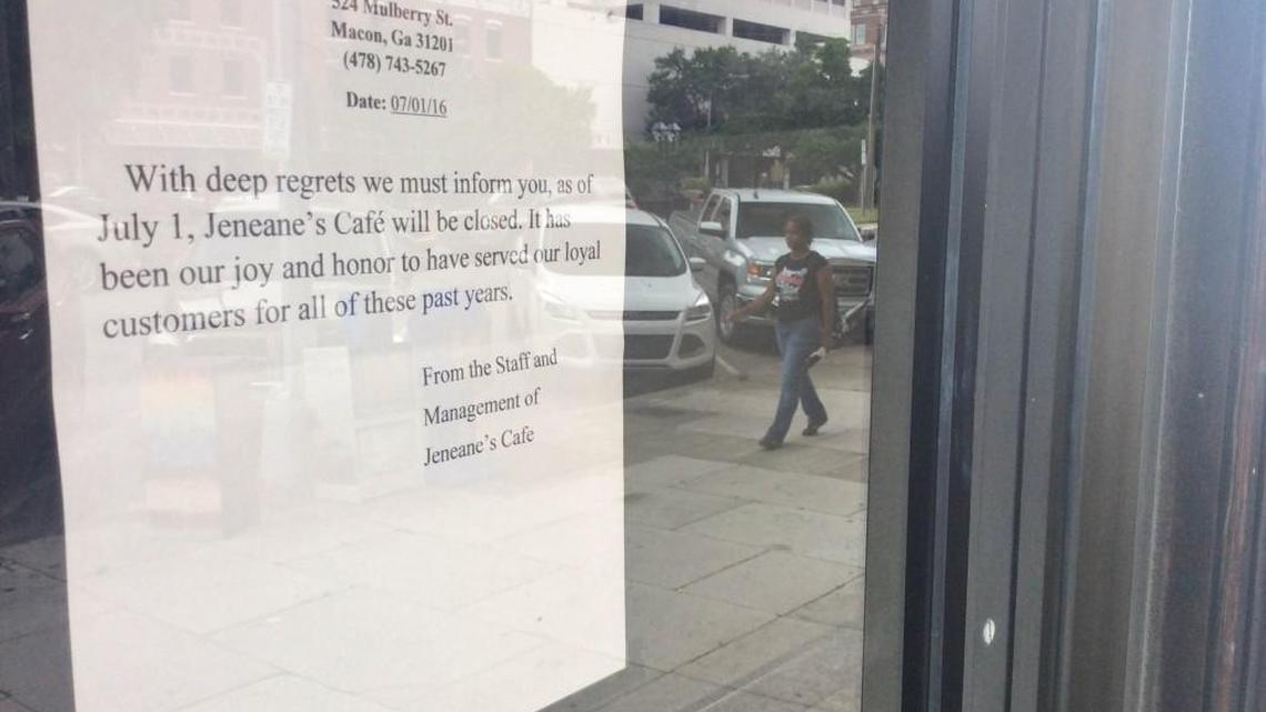 Jeneane’s Café closed July 1, according to a letter posted on the front door of the restaurant at 524 Mulberry St. that was a hangout for local attorneys and politicians.