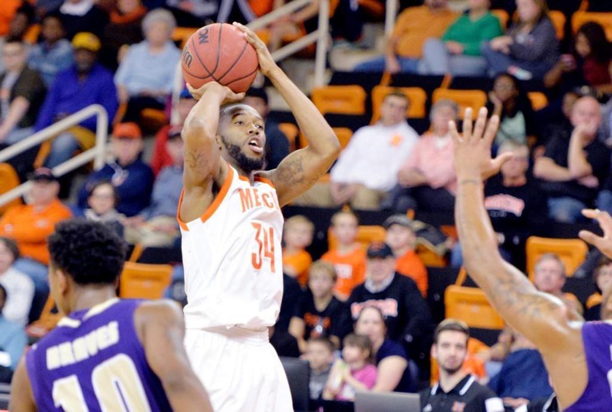 Slain Mercer University guard Jibri Bryan (34) in a 2015 game against Alcorn State.