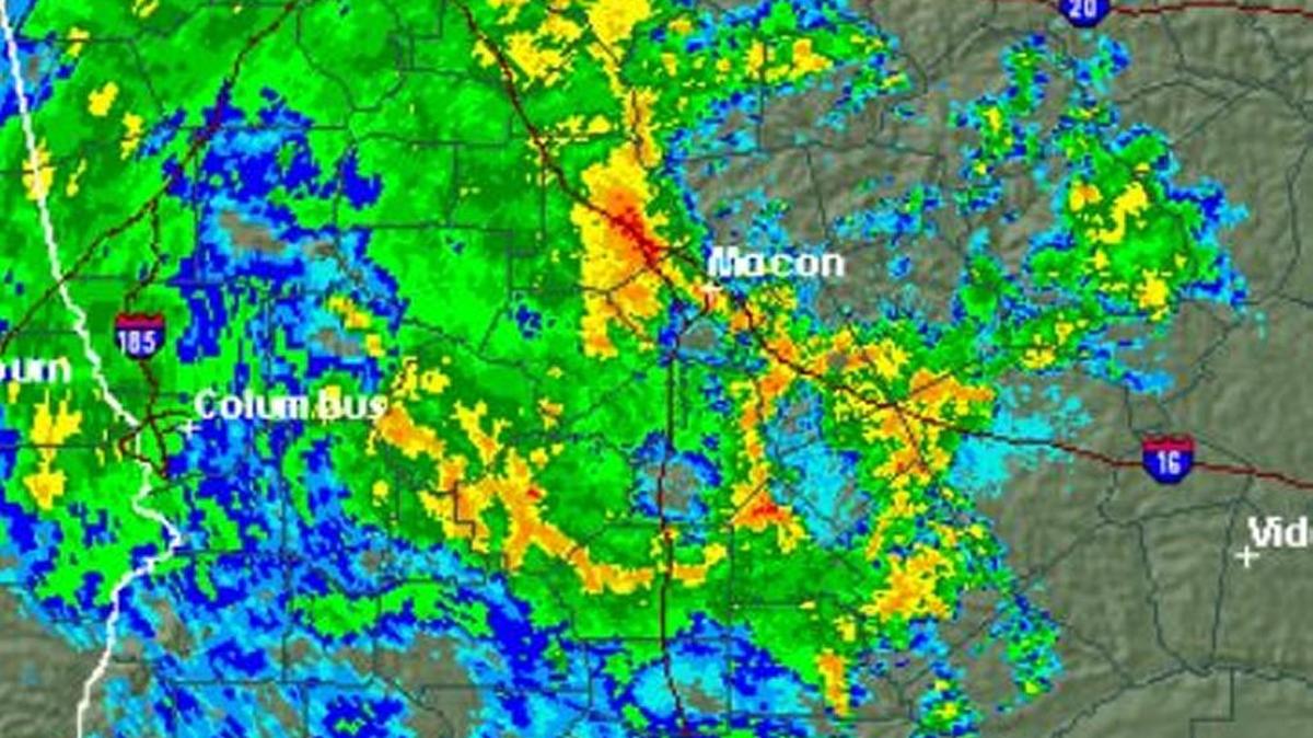 At about 5:20 a.m. Monday, heavy rain moved into Middle Georgia. Showers and thunderstorms are expected as a cold front moves through and brings a major cool down.
