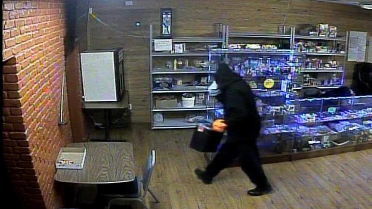 The Bibb County Sheriff’s Office is asking for the public’s assistance in an ongoing business burglary investigation.