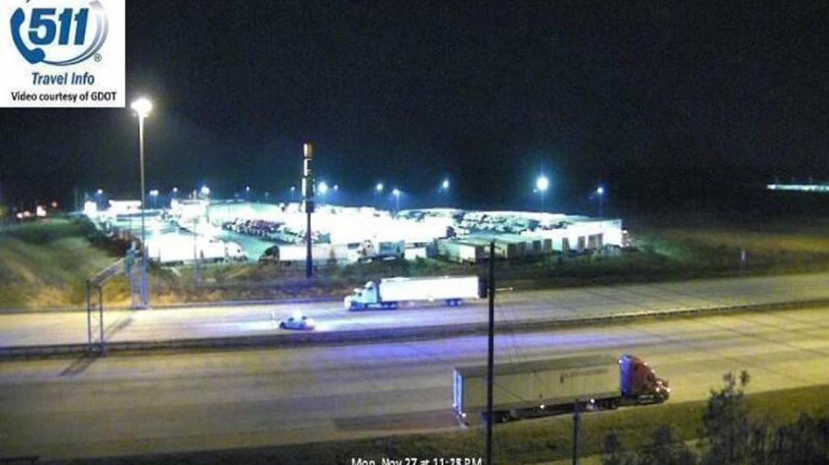 All lanes of Interstate 75 southbound were blocked late Nov. 27, 2017, after a person died in a crash at Hartley Bridge Road. Bibb County Coroner Leon Jones said the crash victim was ejected from the car.