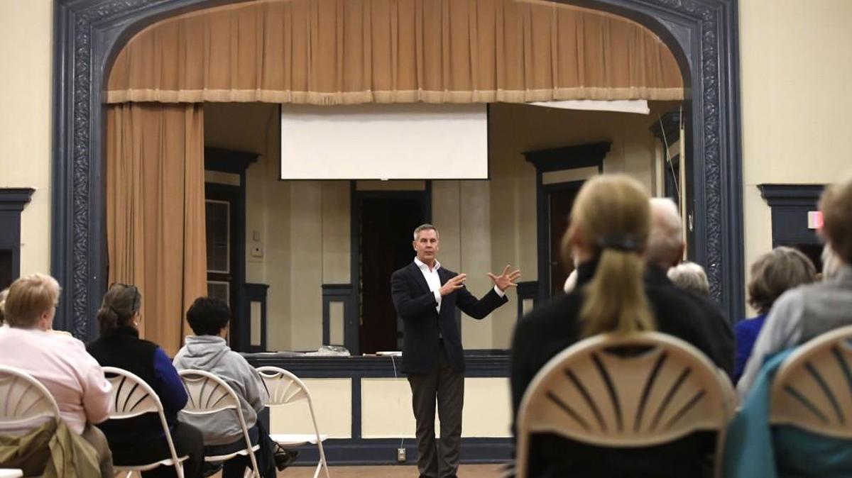Dover Development Corp. General Manager Rick Dover makes his presentation in the Alexander IV Elementary School auditorium Tuesday night. Historic Macon Foundation held the public meeting and about 100 people attended.