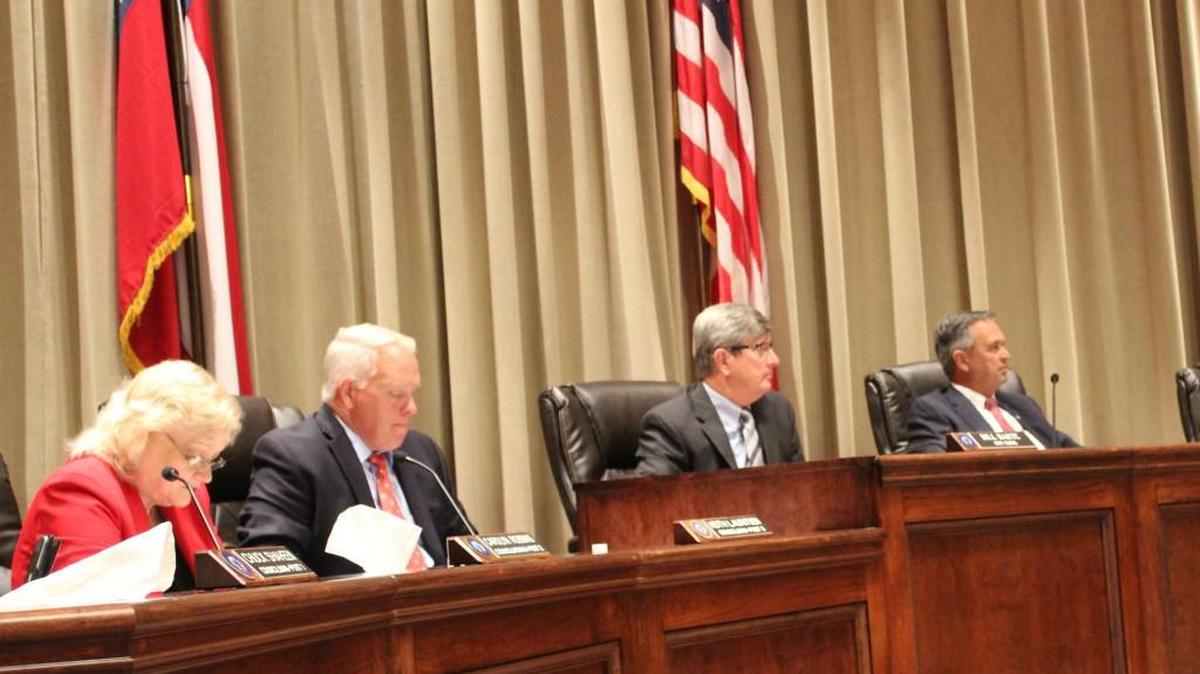 The Warner Robins City Council on Monday set a millage rate that raised it only fractionally from last year.