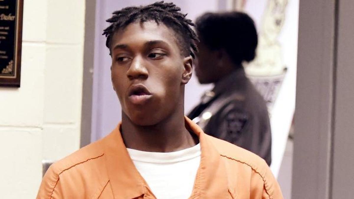 Wesley Holt walks into Bibb County Magistrate Court on Thursday for a commitment hearing. Holt is charged in the shooting of Central High School student Jayvon Sherman.