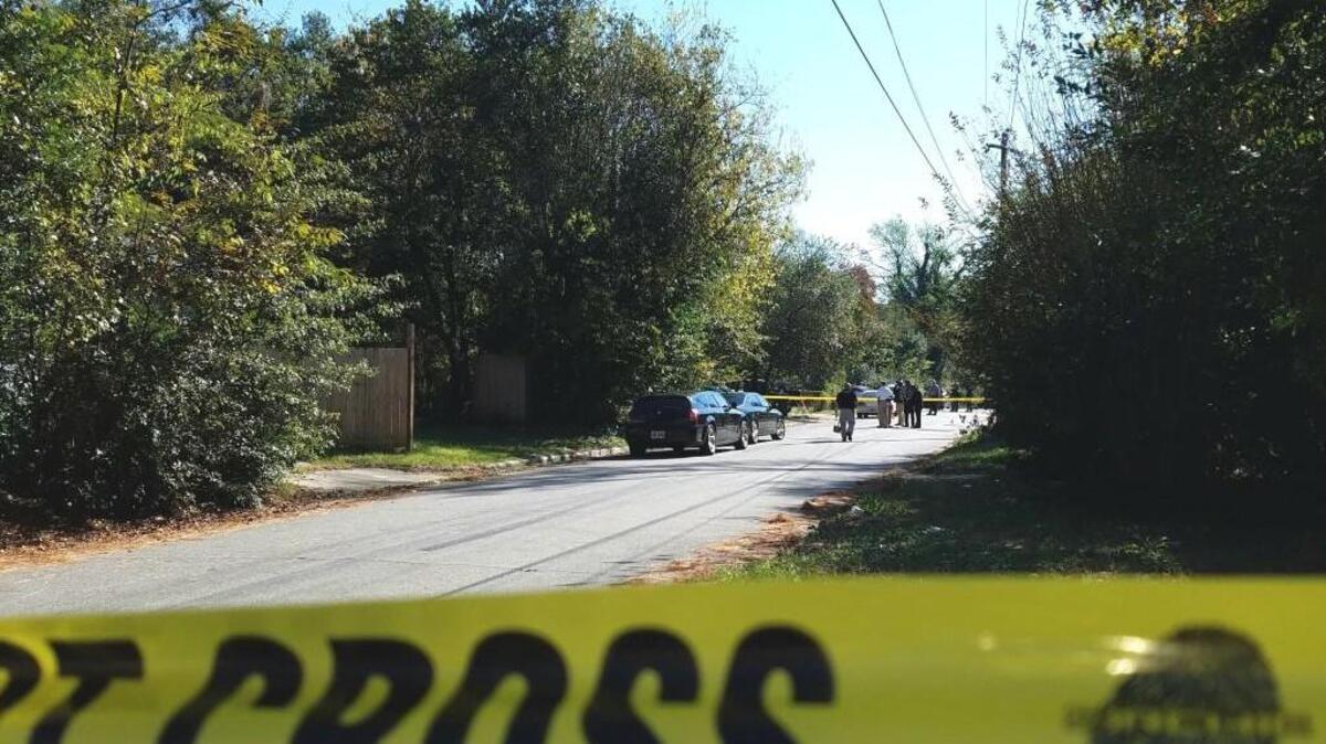A man was shot to death Friday in the 200 block of Fairview Avenue in east Macon.