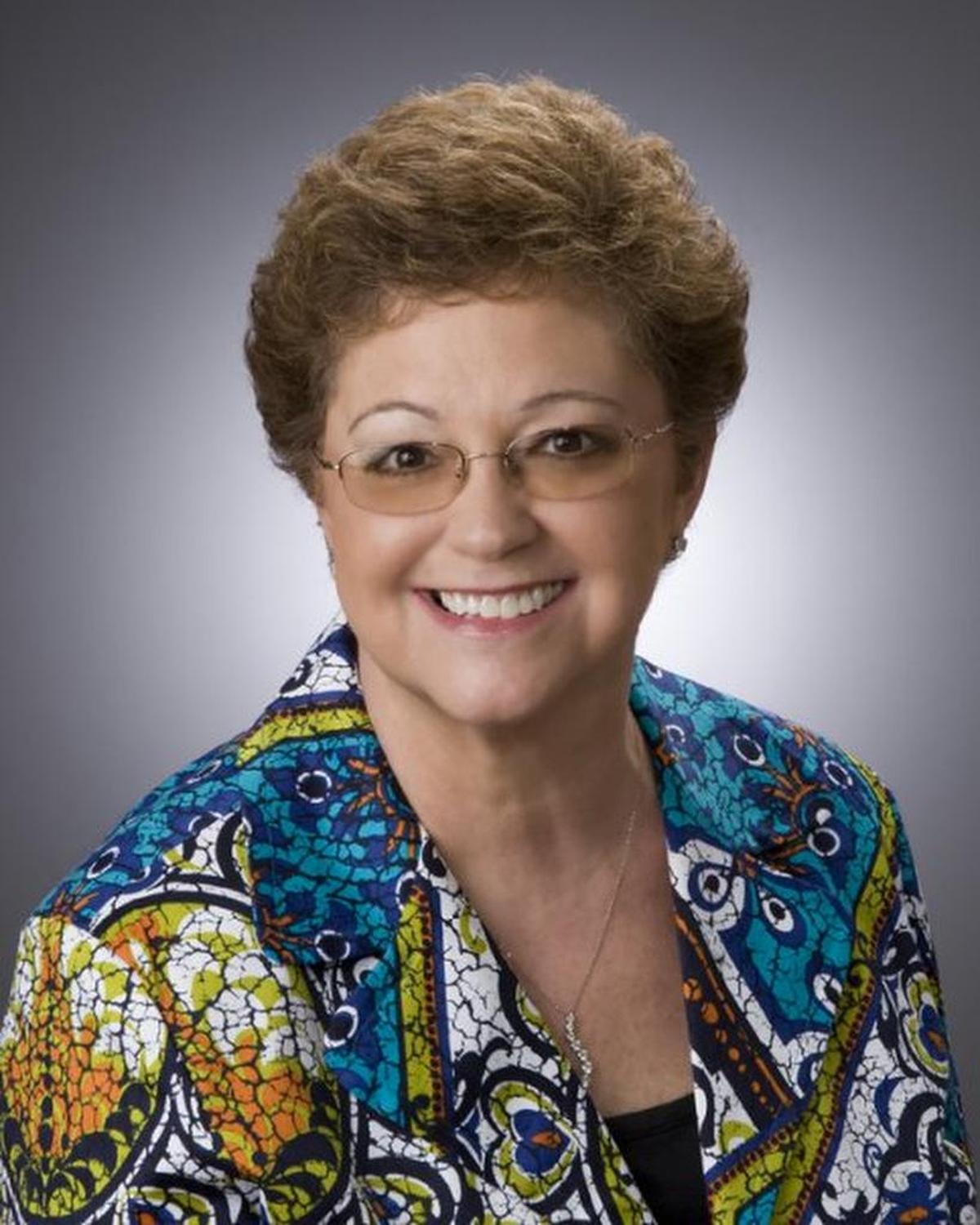 Lisa Garrett.