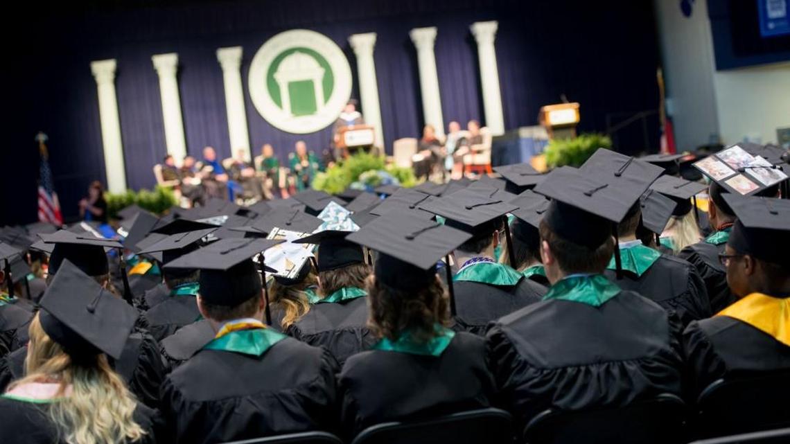 Around 600 undergraduate students will graduate from Middle Georgia State University on Wednesday.