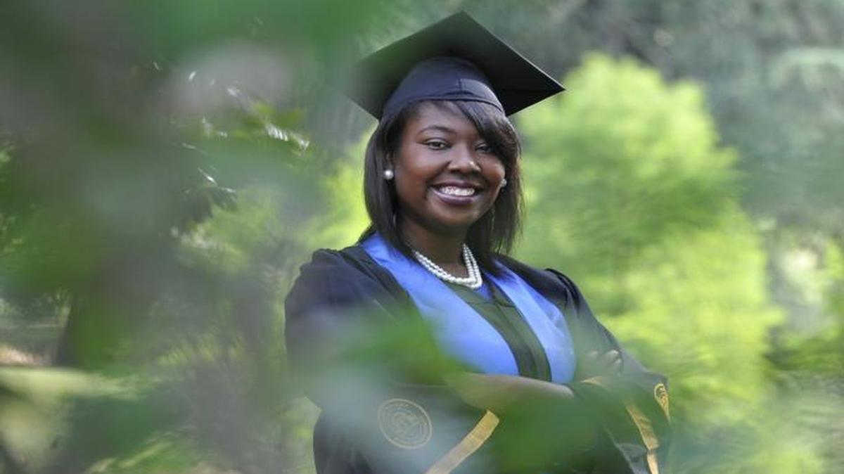 Fort State State University graduate Shacandice "Candy" Thomas.