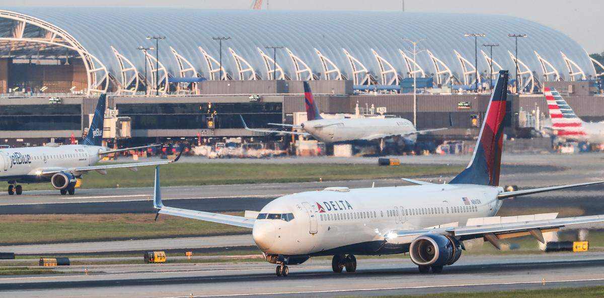 Hartsfield-Jackson Atlanta International Airport in this Atlanta Journal-Constitution file photo.