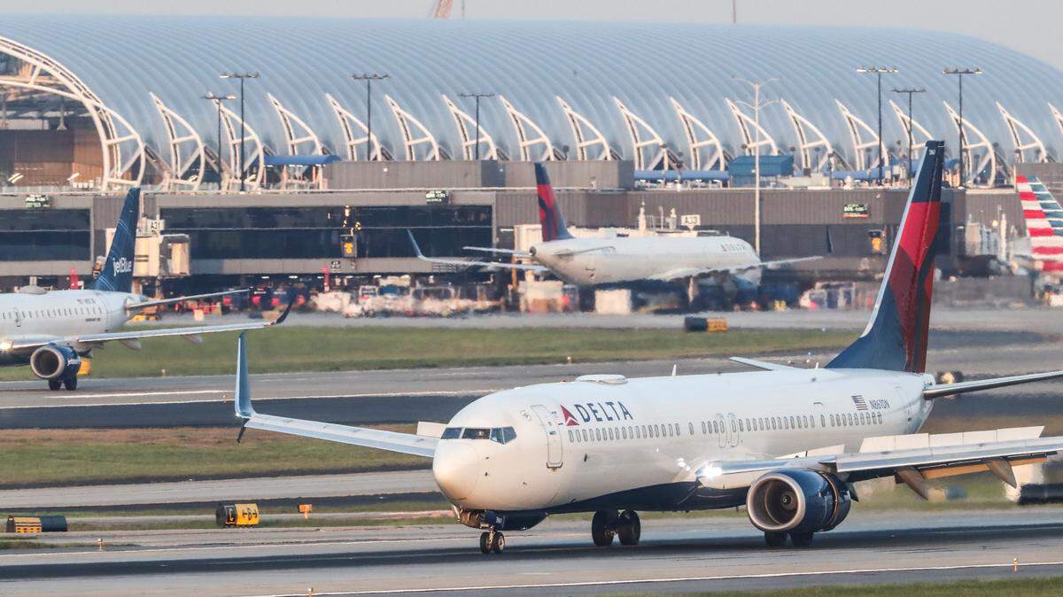 Hartsfield-Jackson Atlanta International Airport in this Atlanta Journal-Constitution file photo.