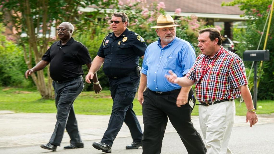 Perry mayor and council see city the slow way