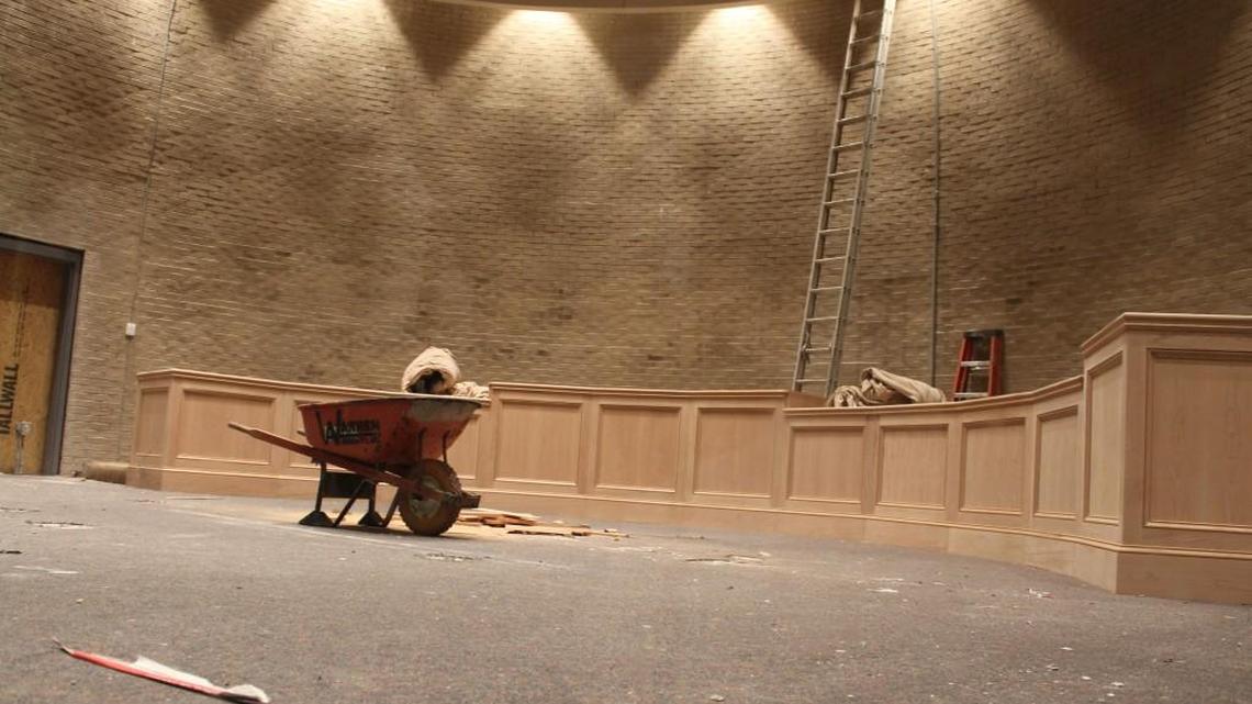 Renovation of Warner Robins Council chambers to improve sound