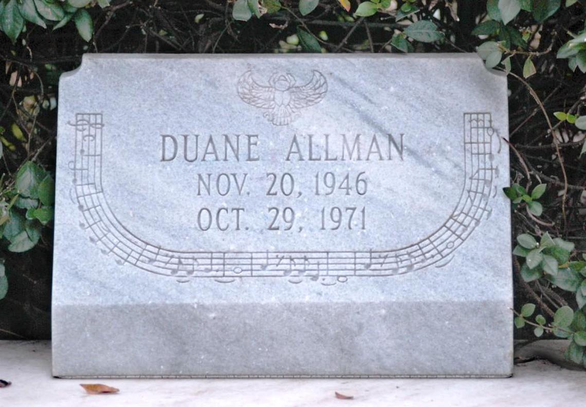 The music notes bordering Duane Allman's tombstone are from the song “Little Martha.”