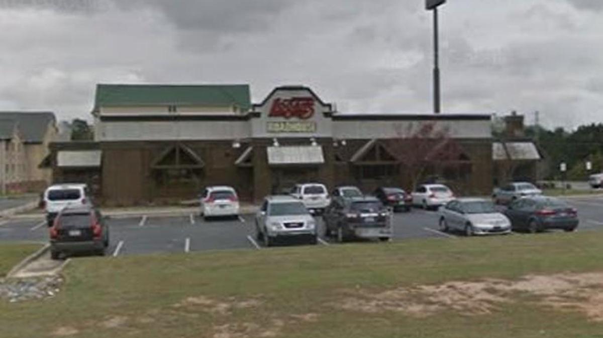 Logan’s Roadhouse closed its location at 3933 Arkwright Road as the company strives to improve its financial performance.